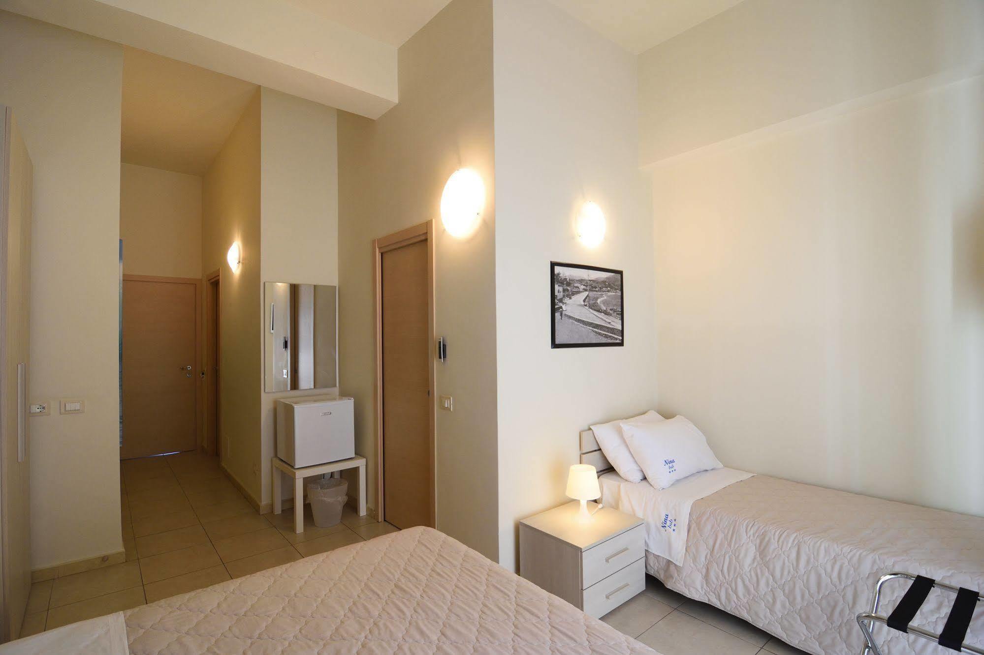Nina B&B Giardini Naxos Exterior foto